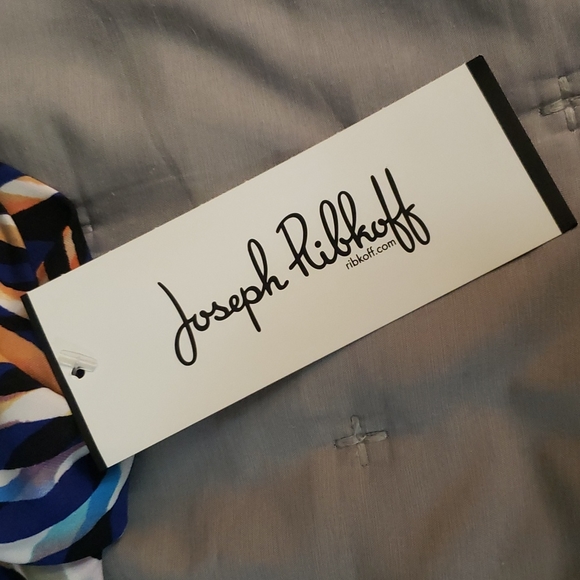 Joseph Ribkoff  blouse - Picture 7 of 8